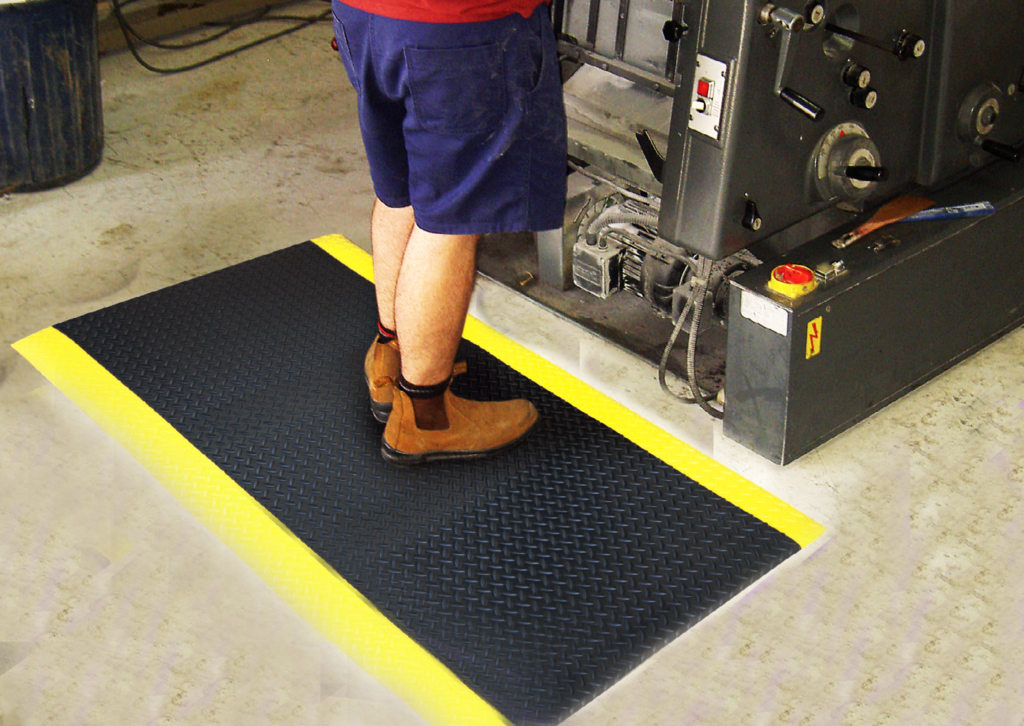 Diamond Checker Plate AntiFatigue Mat Warehouse of Mats